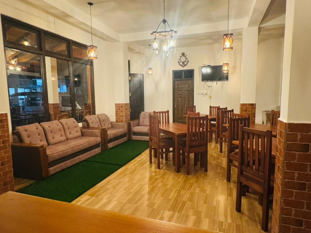 Sun Mount Adams Peak Hotel Nallathanniya Bagian luar foto
