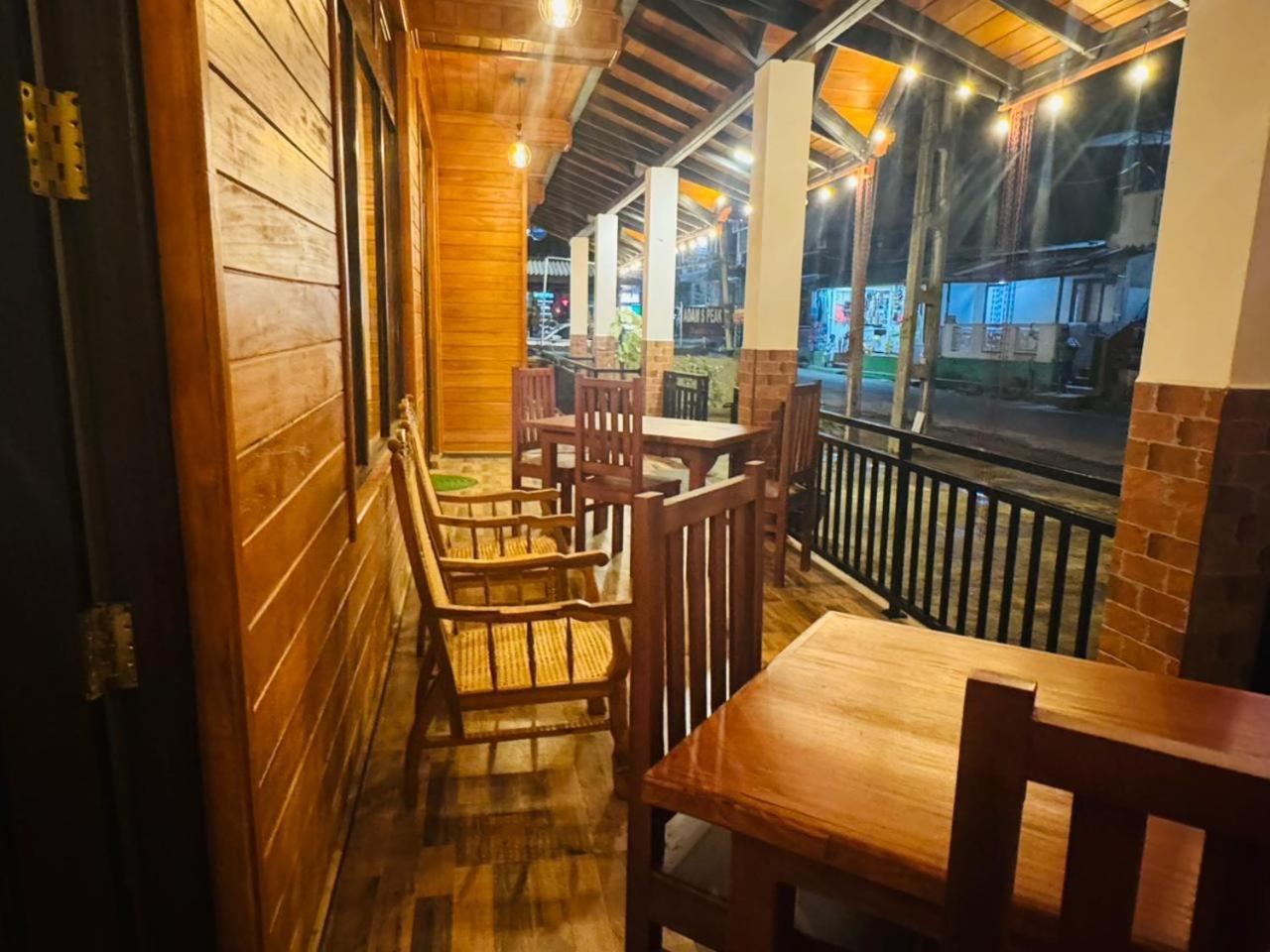 Sun Mount Adams Peak Hotel Nallathanniya Bagian luar foto