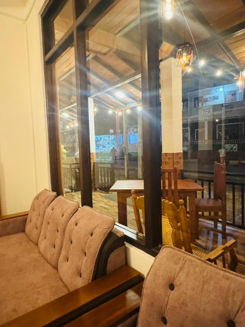 Sun Mount Adams Peak Hotel Nallathanniya Bagian luar foto