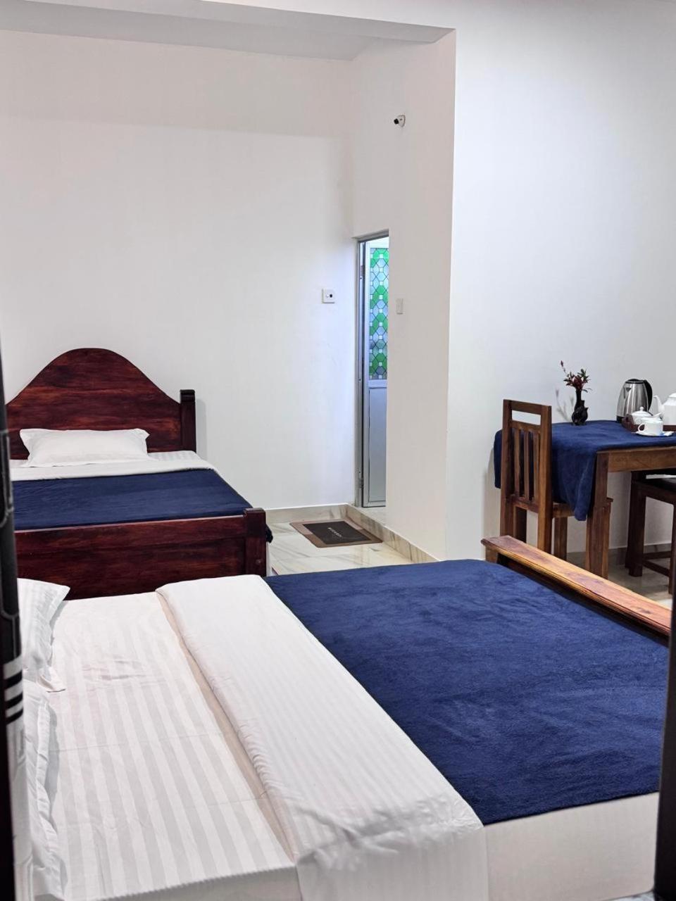 Sun Mount Adams Peak Hotel Nallathanniya Bagian luar foto