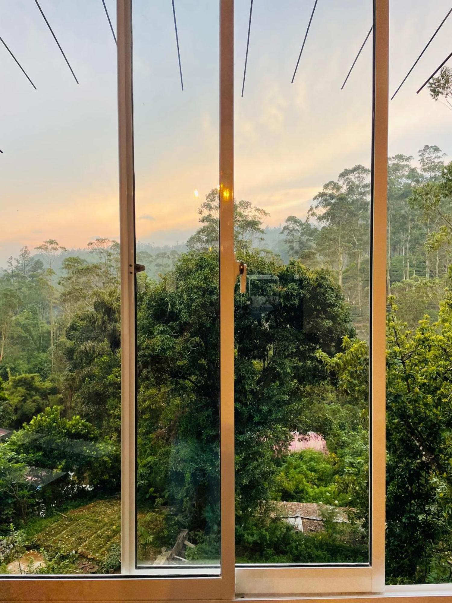 Sun Mount Adams Peak Hotel Nallathanniya Bagian luar foto